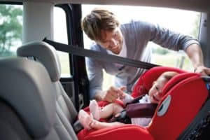 Comment Equiper Sa Voiture Pour L Arrivee Du Bebe En Octobre 21