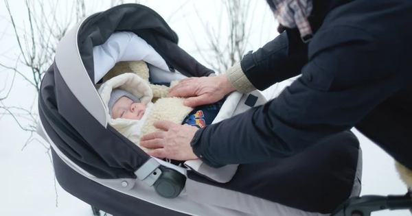 une maman et son bébé 